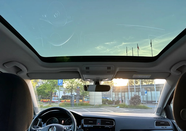 Volkswagen Golf cena 56900 przebieg: 222000, rok produkcji 2017 z Warszawa małe 67